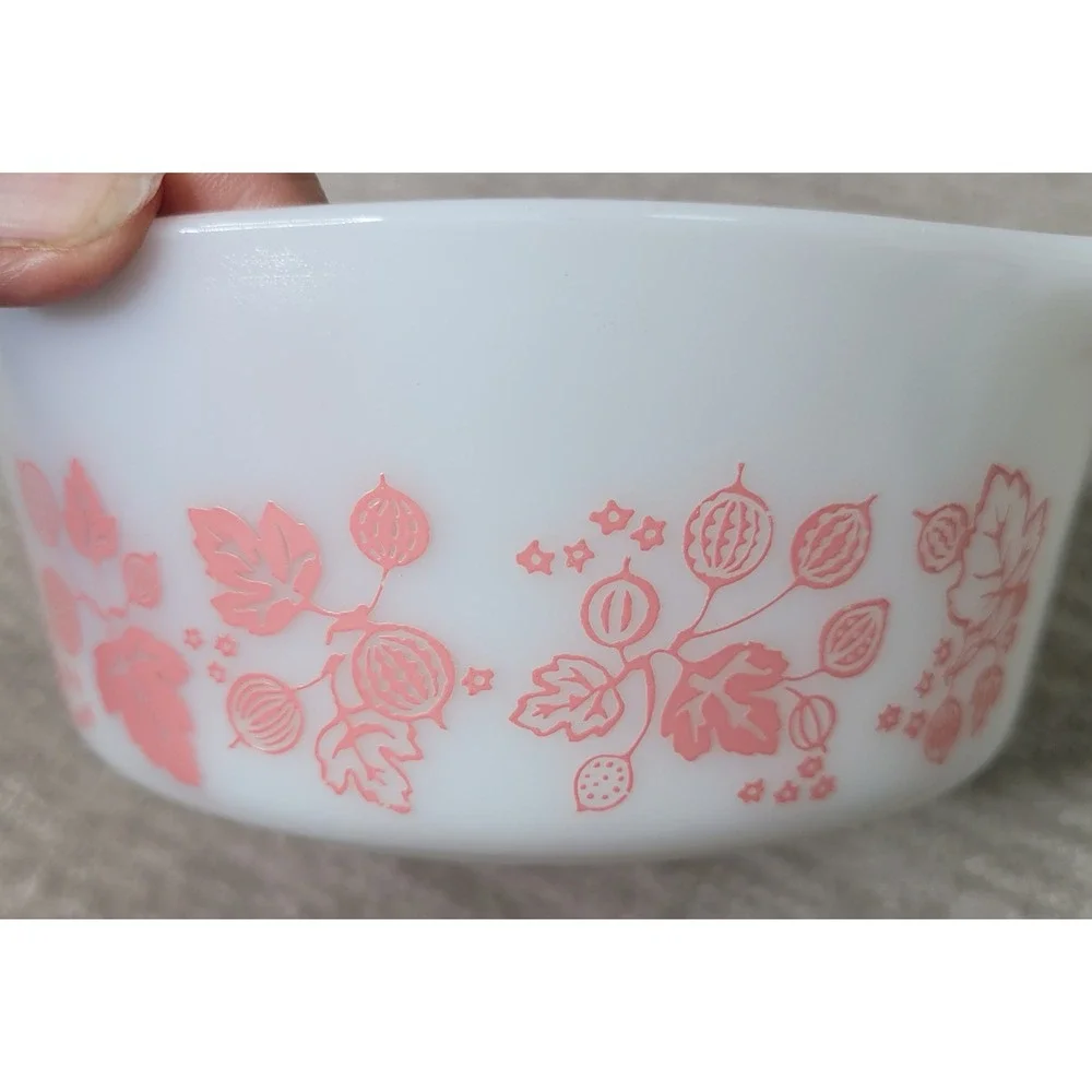 Pyrex vintage gooseberry